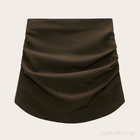Zara Green Curved Hemmed Mini Skirt - Picture 1 of 8